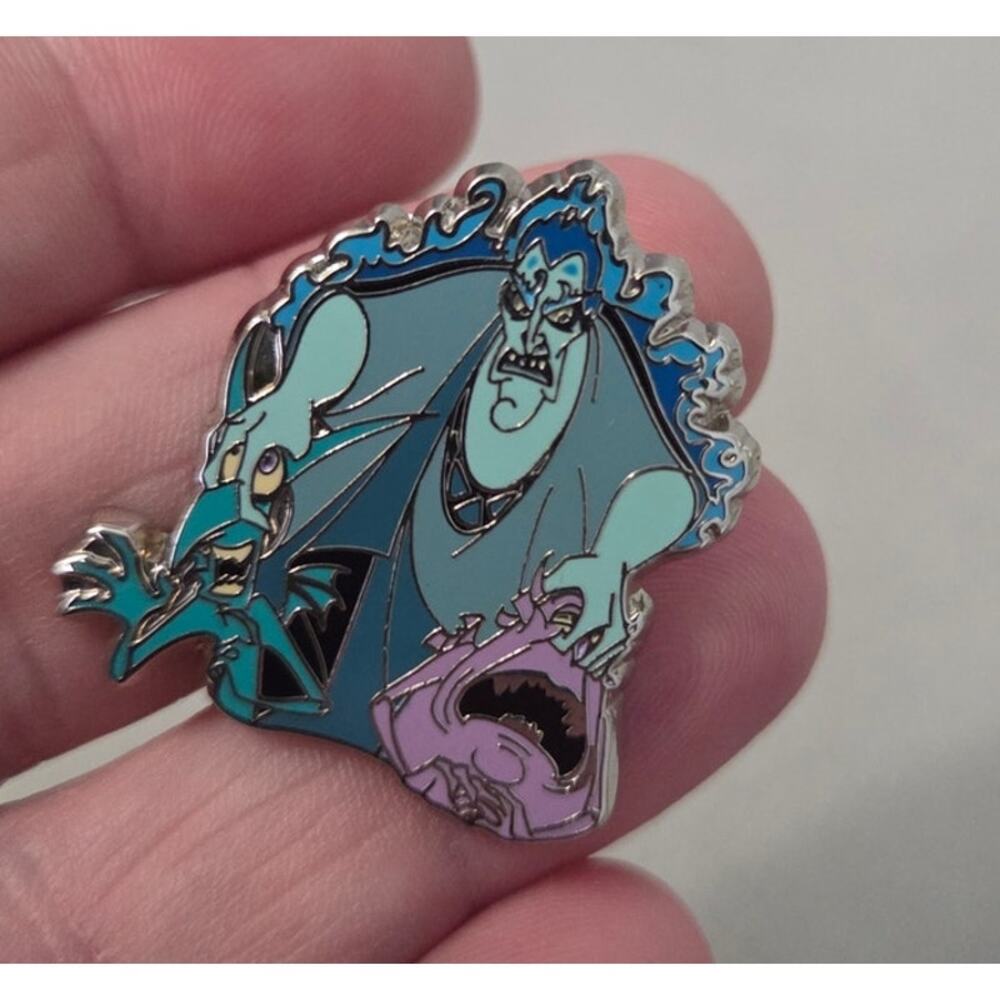 Disney Villains Hercules Hades Titans Hydra 2010 Trading Pin